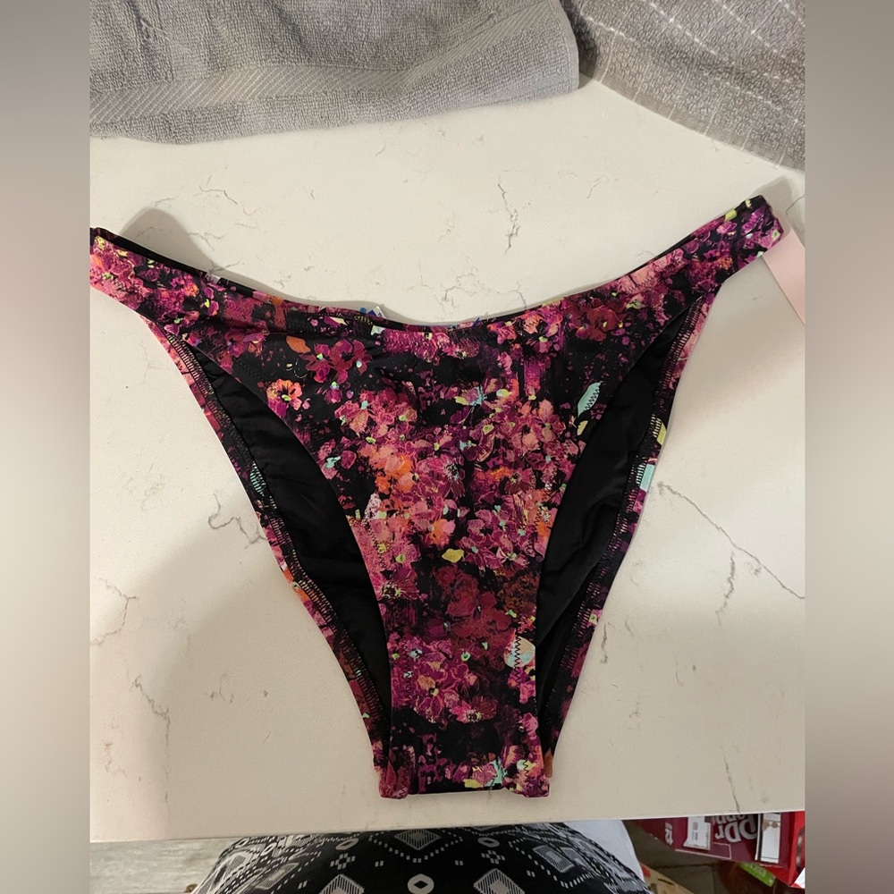 Victoria’s Secret Swim purple floral black High
Waist bikini bottoms size XL NEW
